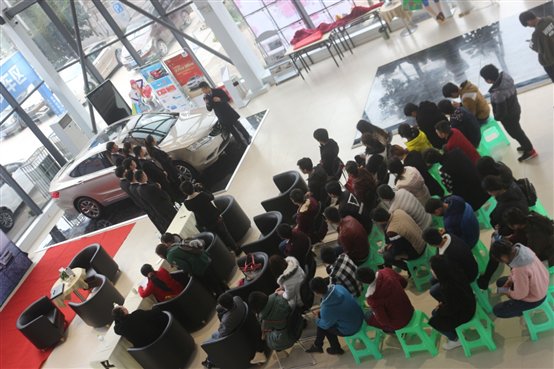 C:Documents and SettingsAdministrator桌面实验室图册信息采集9-3-12实训基地-图册-照片实训基地-图册-照片 汽车实训基地汽车营销.JPG